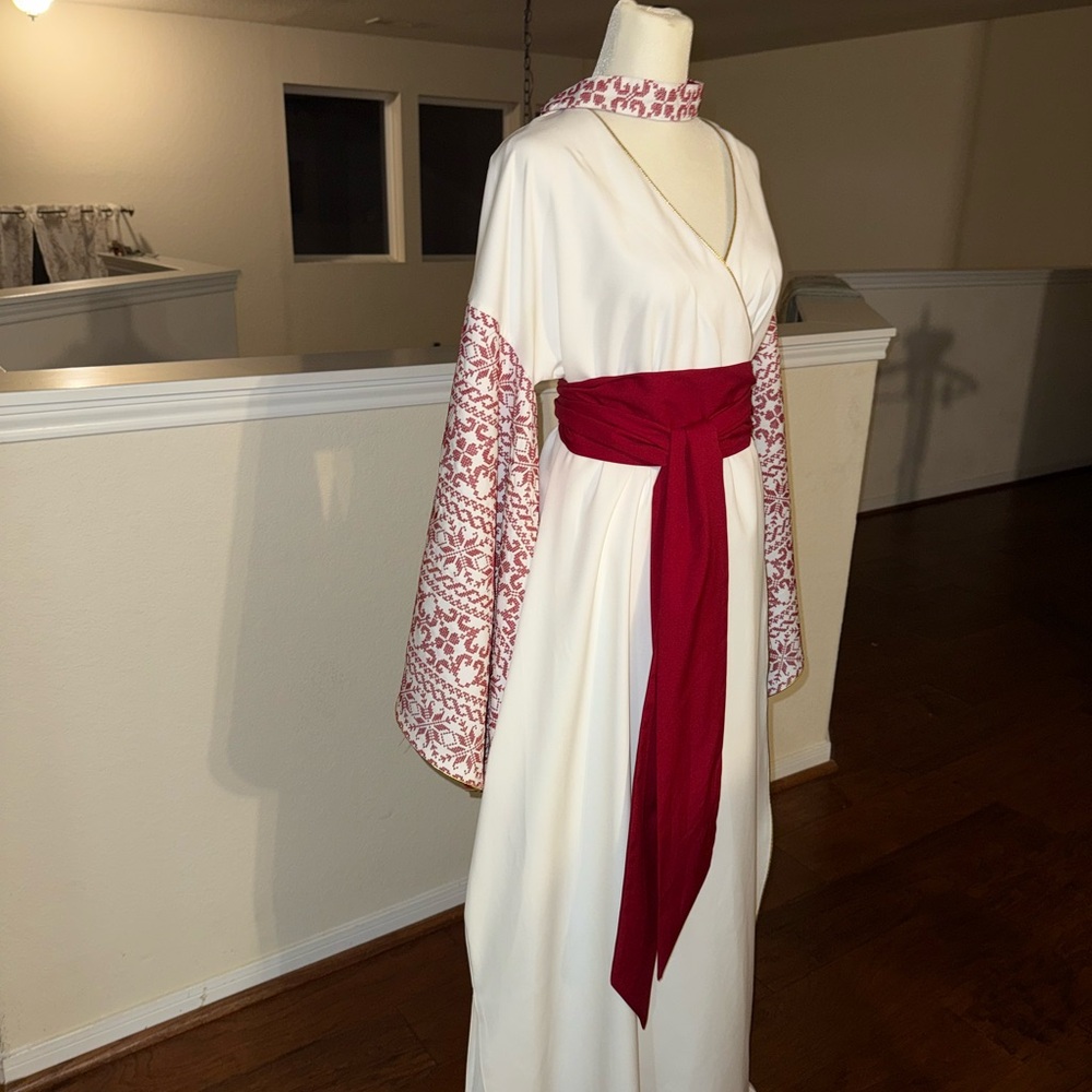Kimono Style Palestinian Thob - Picture 3 of 6